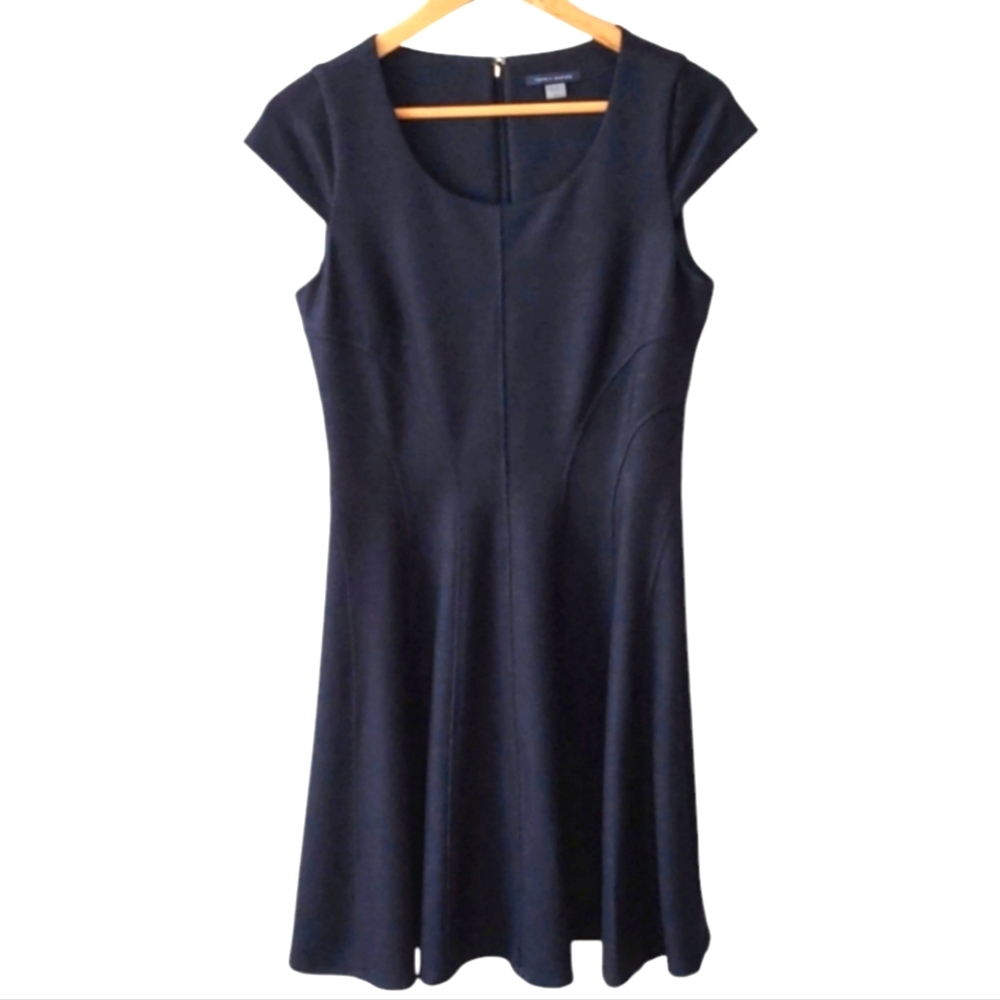 Tommy Hilfiger Indigo Dark Denim Fit and Flare Cap Sleeve Knee Length Dress Sz 6